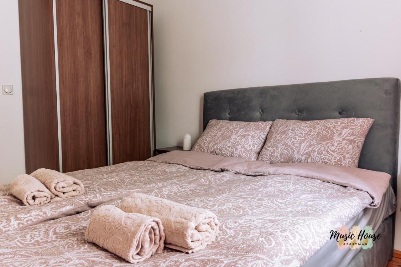 Music House Apartment Tuzla Kültér fotó